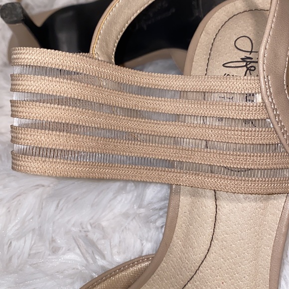 Life stride soft system nude heels, size 10. Extra arch and heel support - Picture 12 of 16